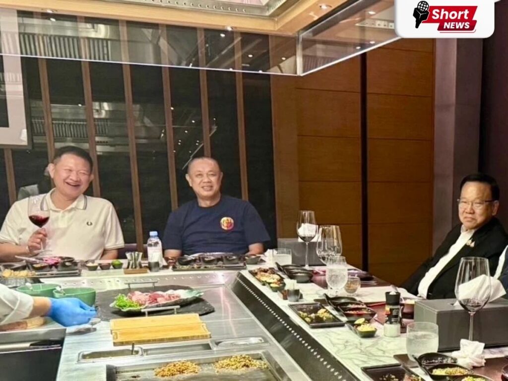 คนเพชรบูรณ์ “ของตาย” ในสนามเลือกตั้ง_ รวมทีมมั่นใจทุกเขต ขน ส.ส. ซบพรรคสีน้ำเงิน (2) คนเพชรบูรณ์ “ของตาย” ในสนามเลือกตั้ง_ รวมทีมมั่นใจทุกเขต ขน ส.ส. ซบพรรคสีน้ำเงิน (2)