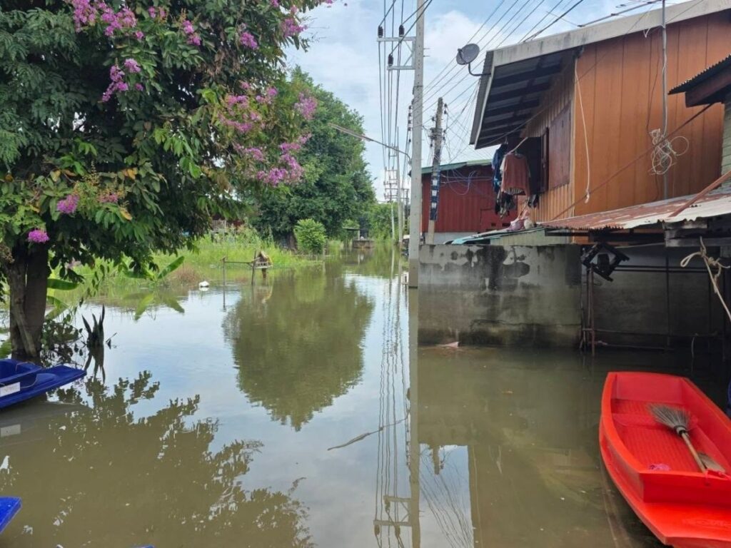 บางระกำโมเดลน้ำท่วมแล้ว 67% ชาวบ้านเตรียมอยู่กับน้ำยาวถึงพฤศจิกายน (3)